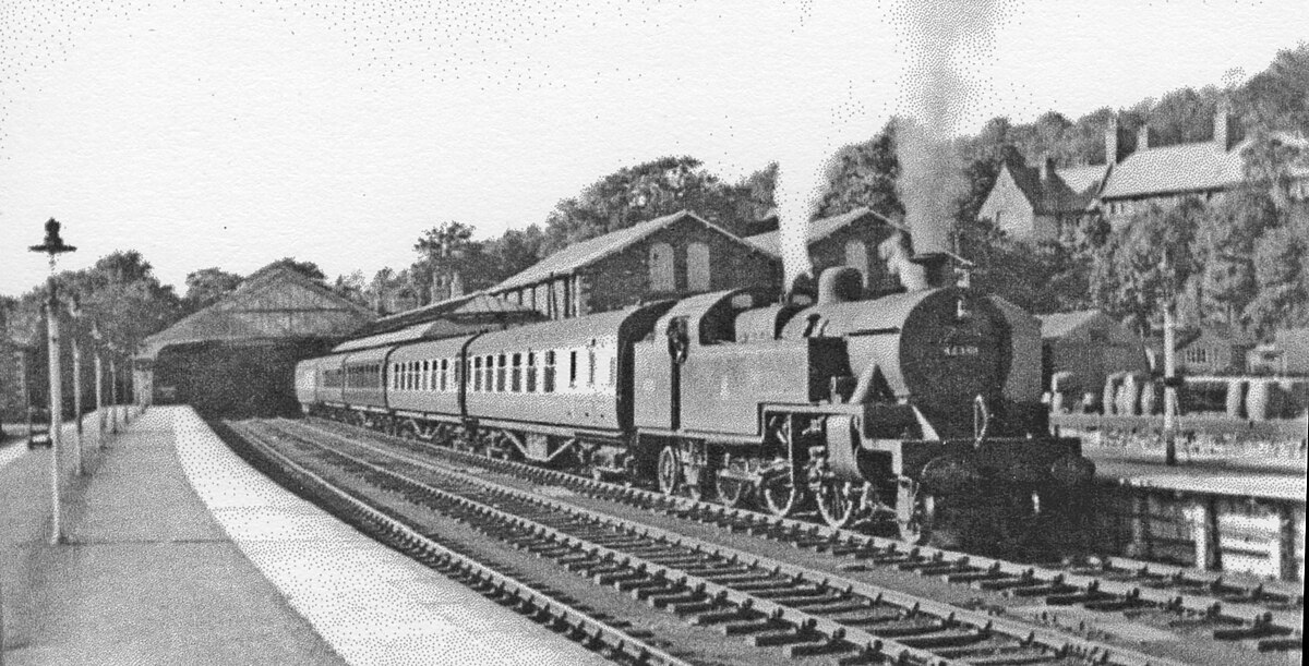 A train at the old Windermere Station
